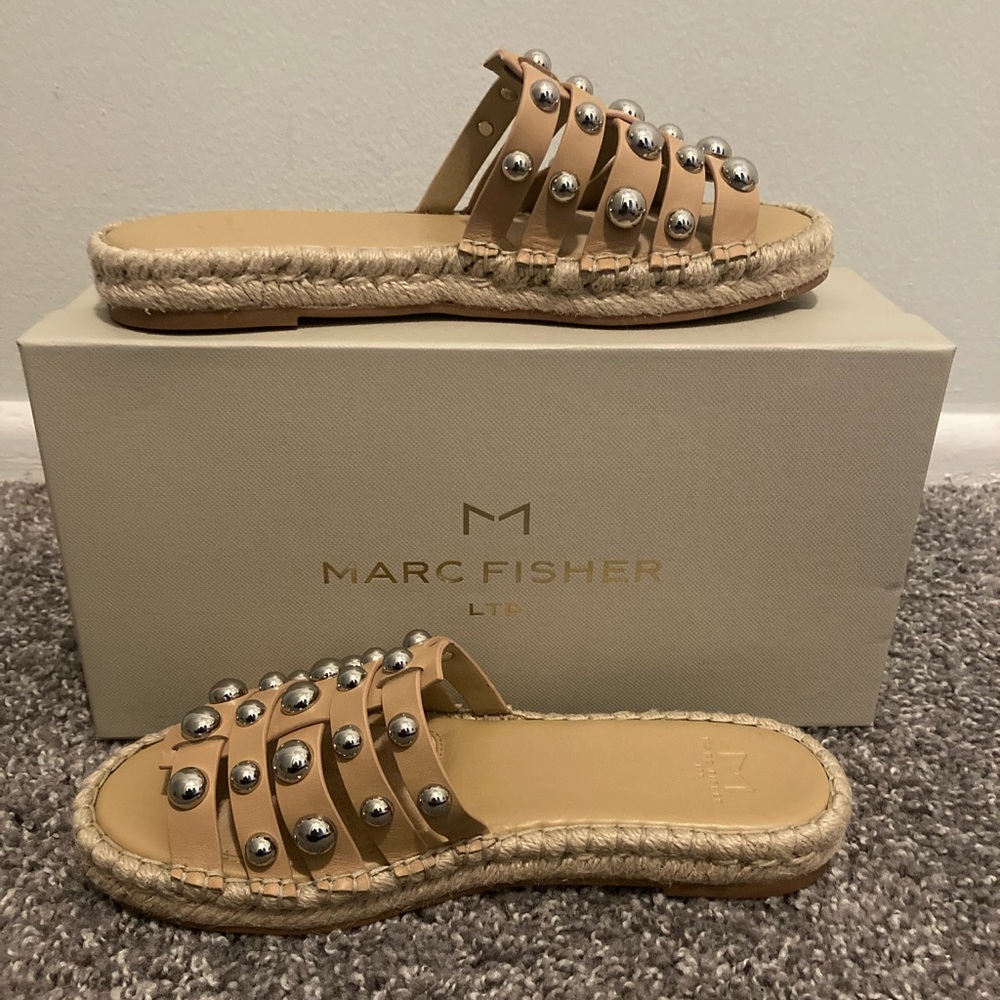 ⚫️Marc Fisher LTD Womens Tamie Leather Sandals Beige 6.5 Medium